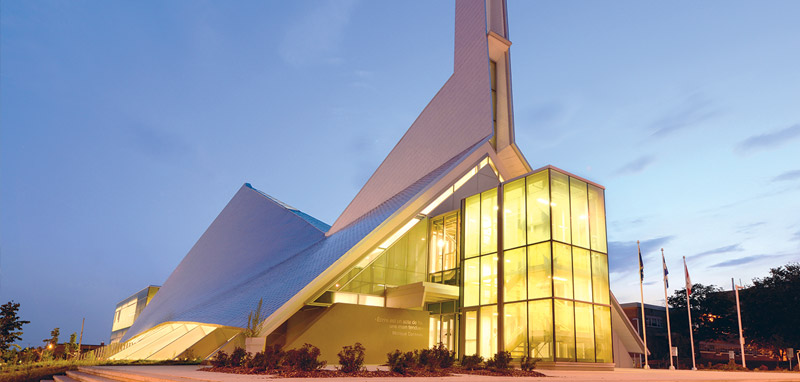 THE PUBLIC LIBRARY WHERE WORDS TAKE FLIGHT