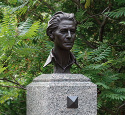 Monument René-Richard