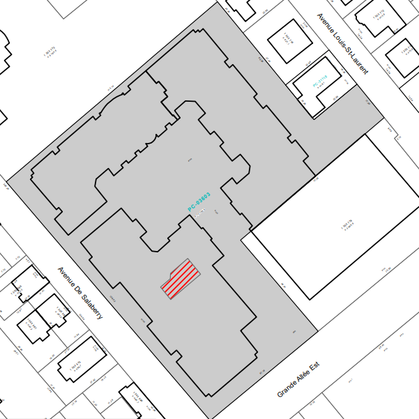 Emplacement du local concerné au rez-de-chaussée du 80 Grande Allée Est