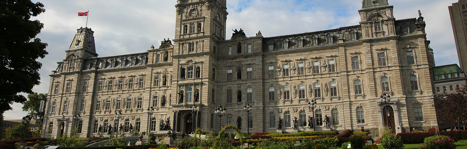 Parliament Building Quebec Tour imgloaf