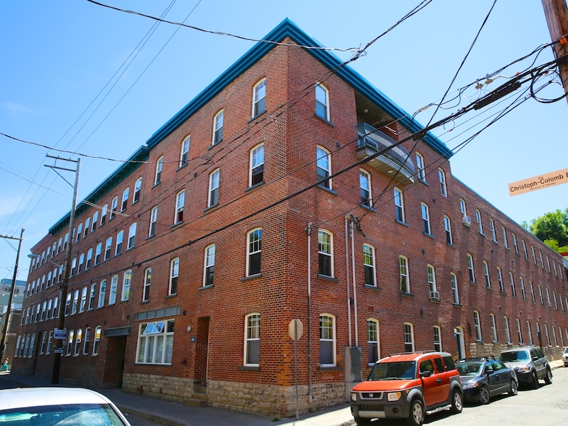 Manufactures de chaussures et industrialisation à Québec