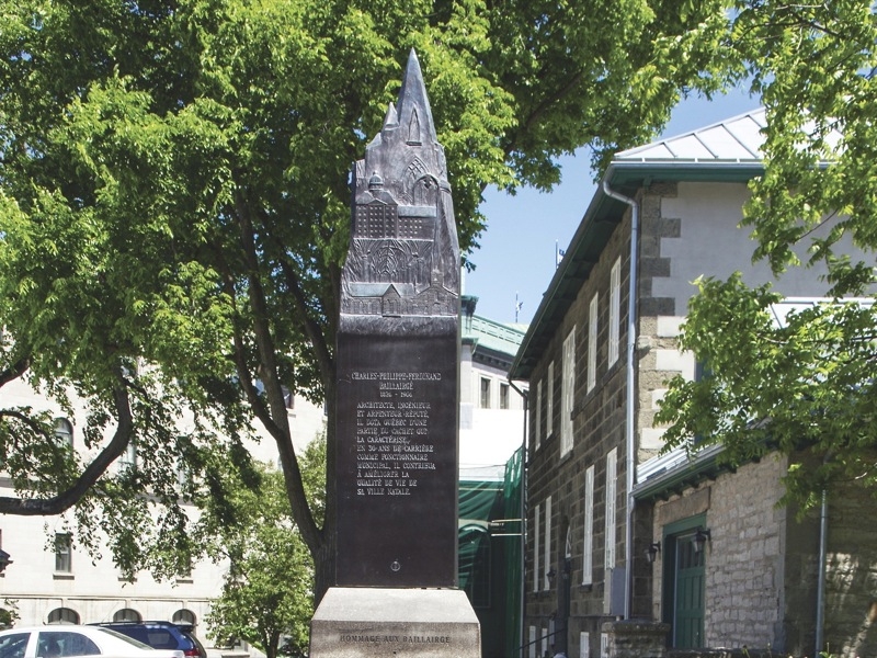Monument en hommage aux Baillairgé