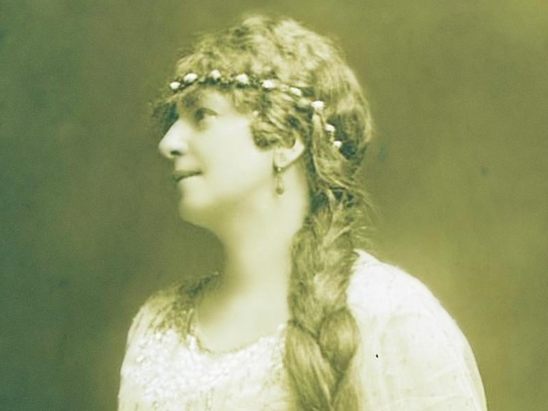 FAFARD-DROLET, Adine