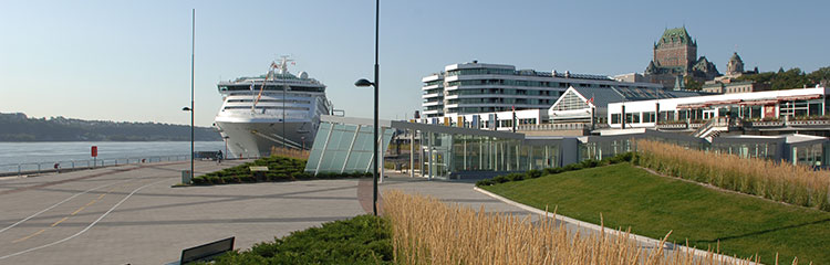 Immigration au port de Québec