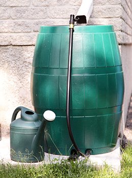 Modèle de récupérateur d'eau de pluie avec trop-plein